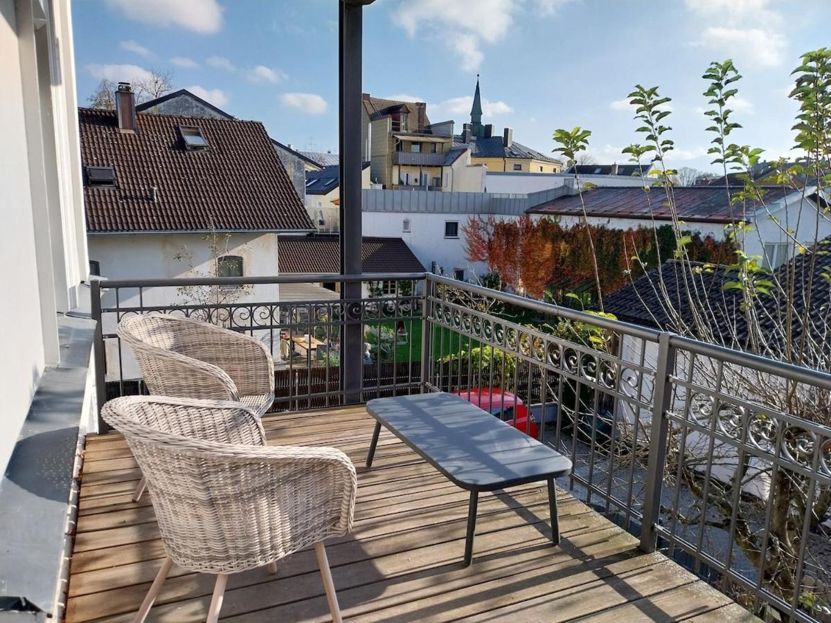 Bad Aibling City Apartment - Alpenblick Экстерьер фото